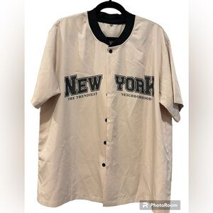 SHEIN Men’s button down casual flat collar cream shirt size L